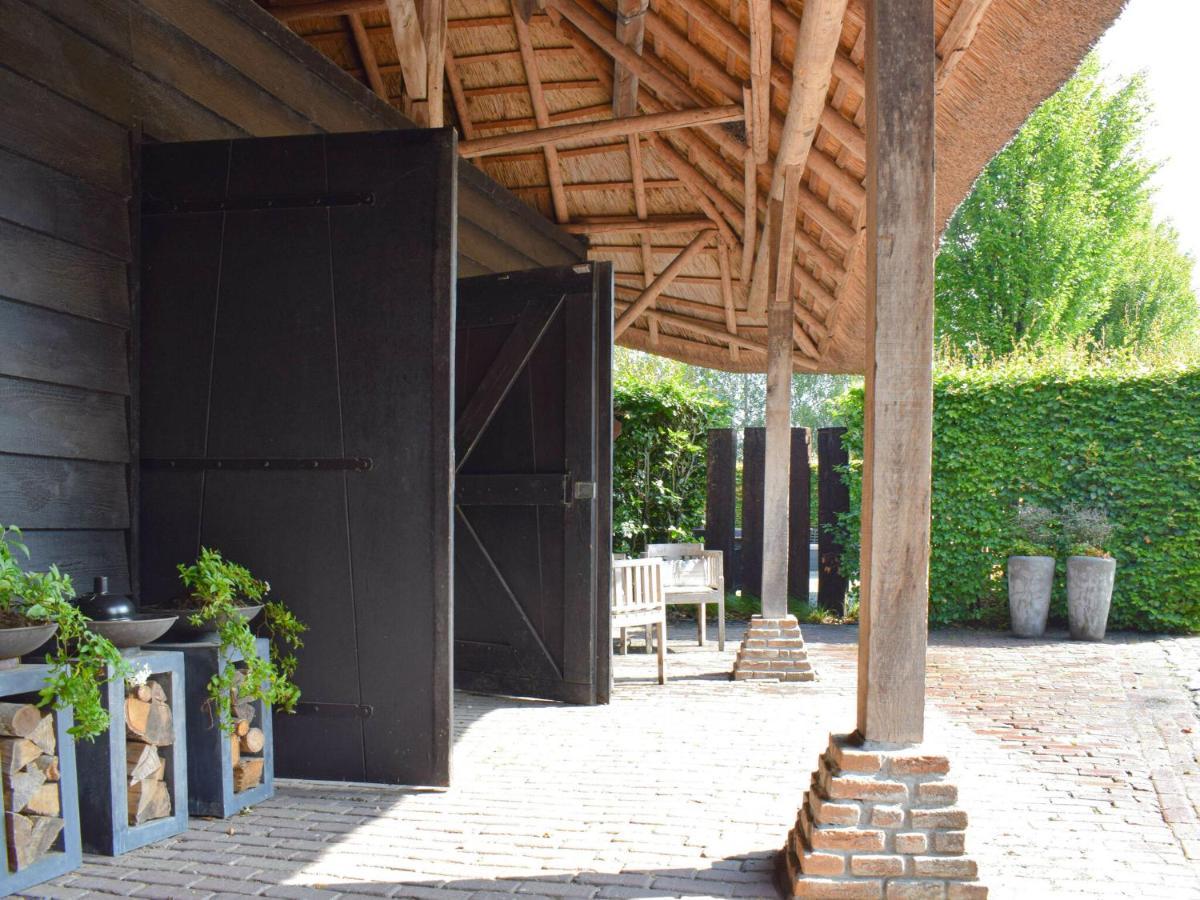 Unique Holiday Home With A Hot Tub Alphen  Exterior foto