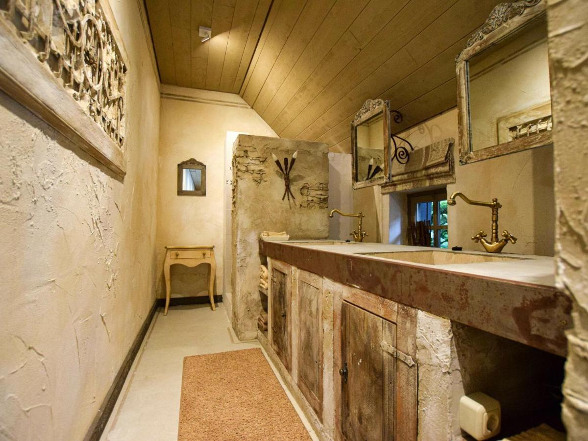 Unique Holiday Home With A Hot Tub Alphen  Exterior foto